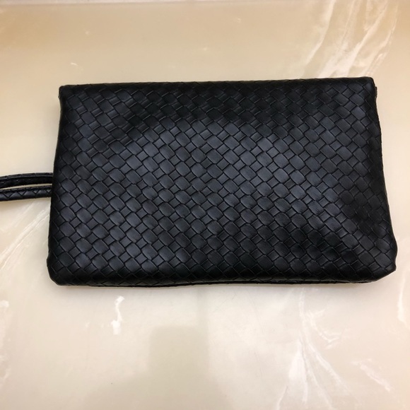 Pretty Ships Clutch Cayenne black woven NWT - Picture 4 of 4